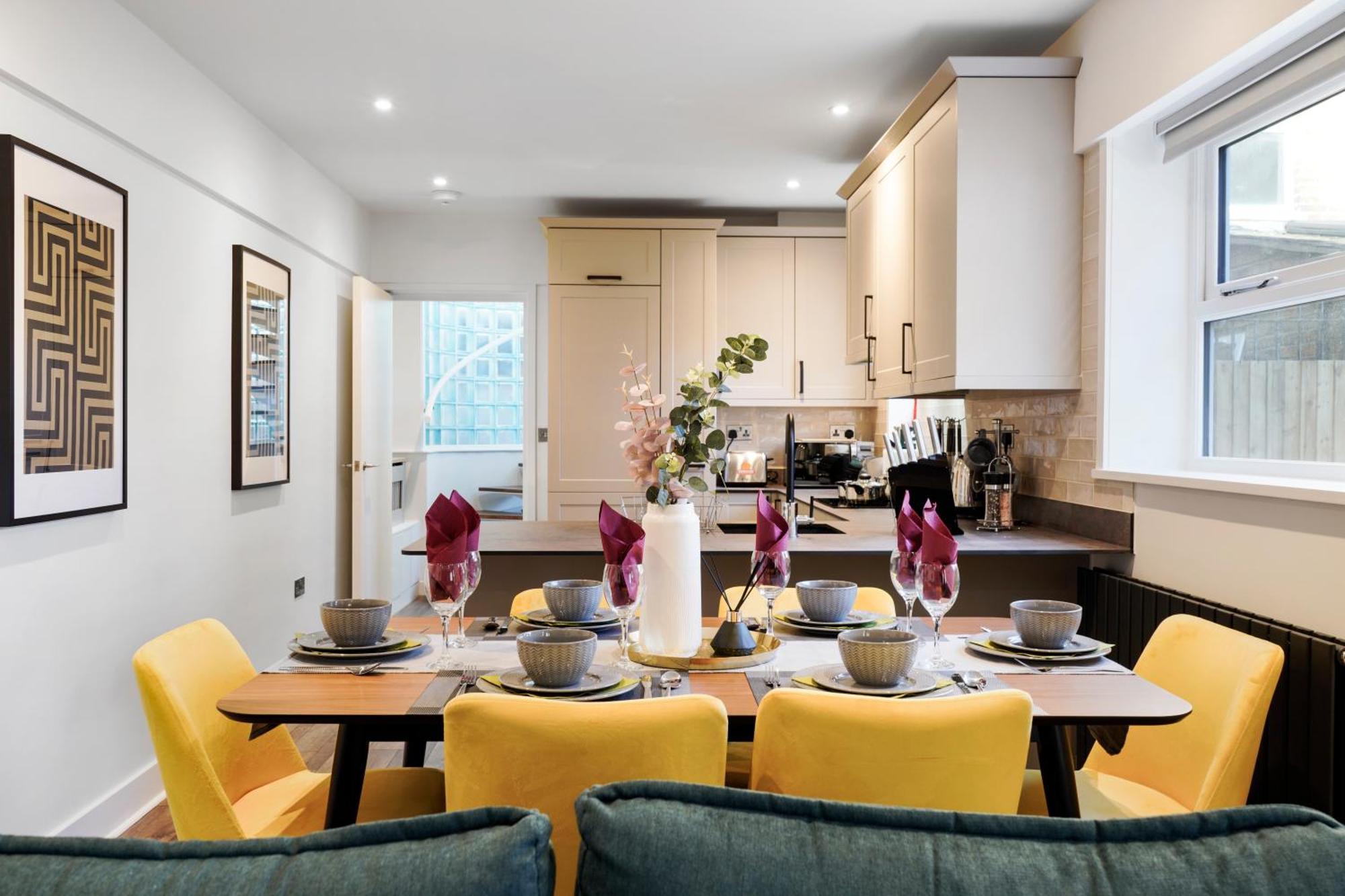 Cosy And Stunning Abode In London